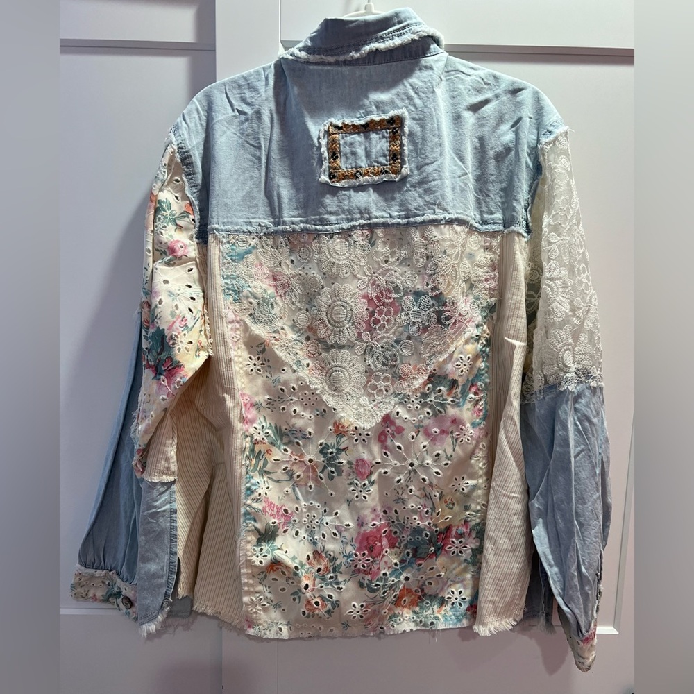 NWOT POL Light Blue Denim Shirt - Picture 2 of 3
